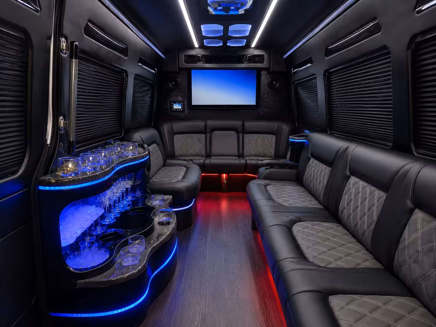 choosing the right bus size for your moreno valley airport transfer